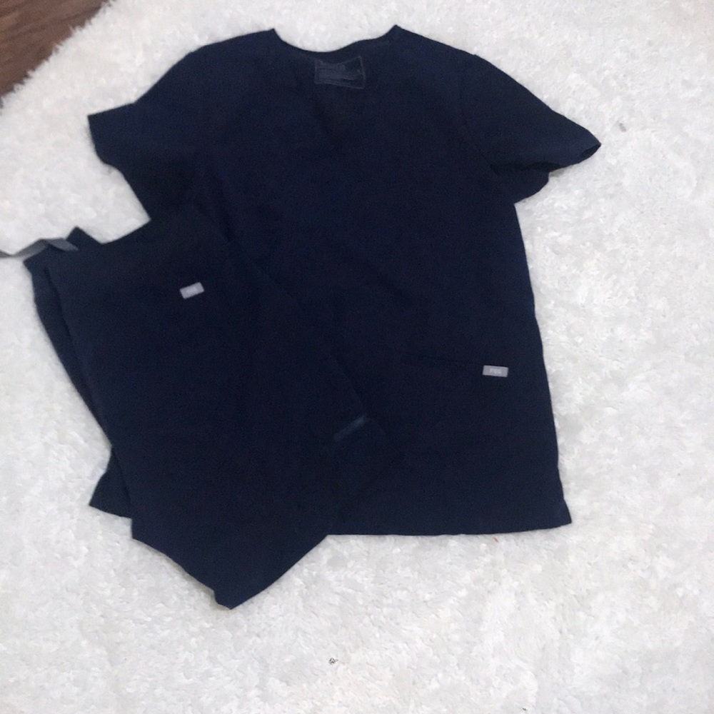 Women’s Figs Set-Casma Top and Zamora Bottoms